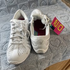 Nfinity Cheer Shoes Womens 12 Vengeance White