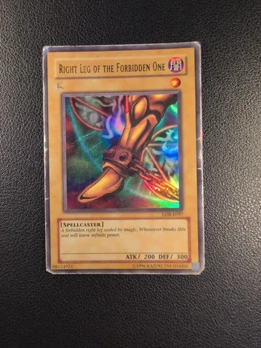 YUGIOH Ultra Rare Right Leg Of The Forbidden One LOB-E097 PLAYED