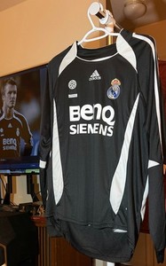 adidas Real Madrid David Beckham #23 Black/White Soccer Jersey Men Size L