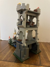 Vintage LEGO Castle: Drawbridge Defense (7079) Incomplete