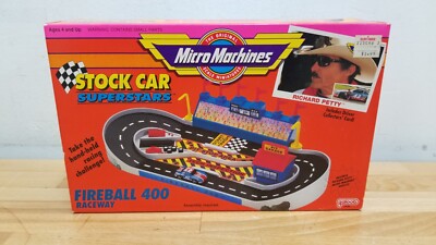 Vintage 1992 Galoob Micro Machines Fireball 400 Raceway Richard Petty