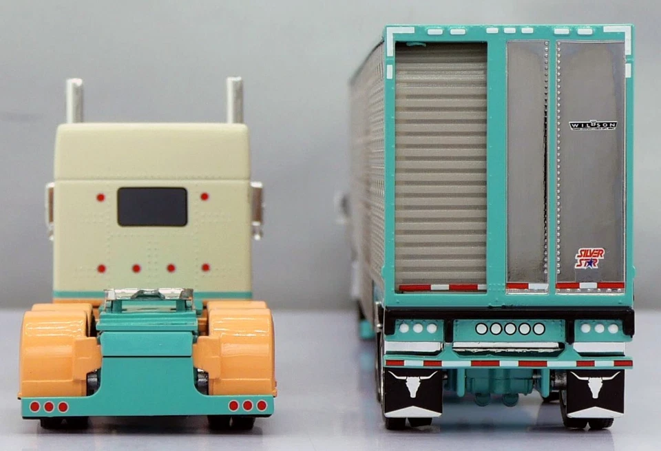 DCP 1/64 Peach Teal Cream Peterbilt 389 Wilson Livestock 60-1911 Farm Toy - Image 4 of 4