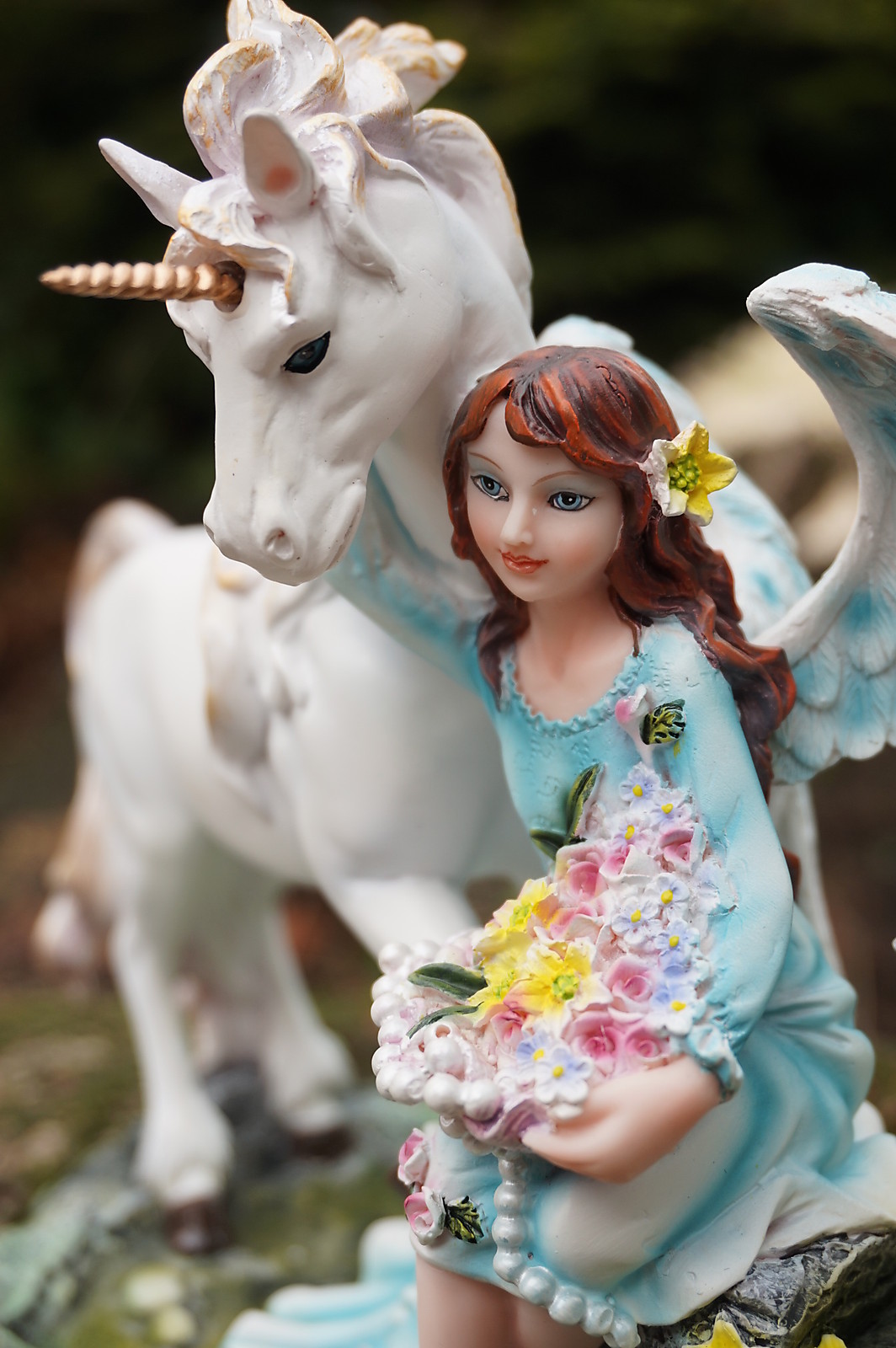 Statuette fée elfe licorne 15490 objet déco heroic fantasy