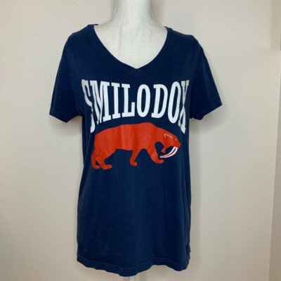 Smilodox Short Sleeve Graphic Teeshirt in Blue-Women's Size Medium