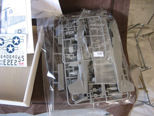 Belle maquette ICM échelle 1:48 Avion Mustang P-51D-15 WW2 American Fighter - Picture 8 of 11