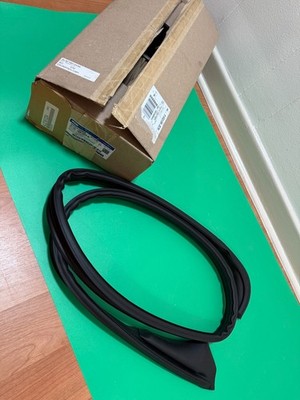 Genuine Ford Roof Panel Weatherstrip AL3Z-1651223-A