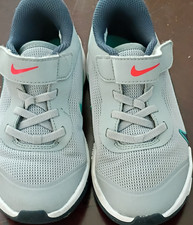 Nike Low Top Mesh Hook & Loop Athletic Sneake...