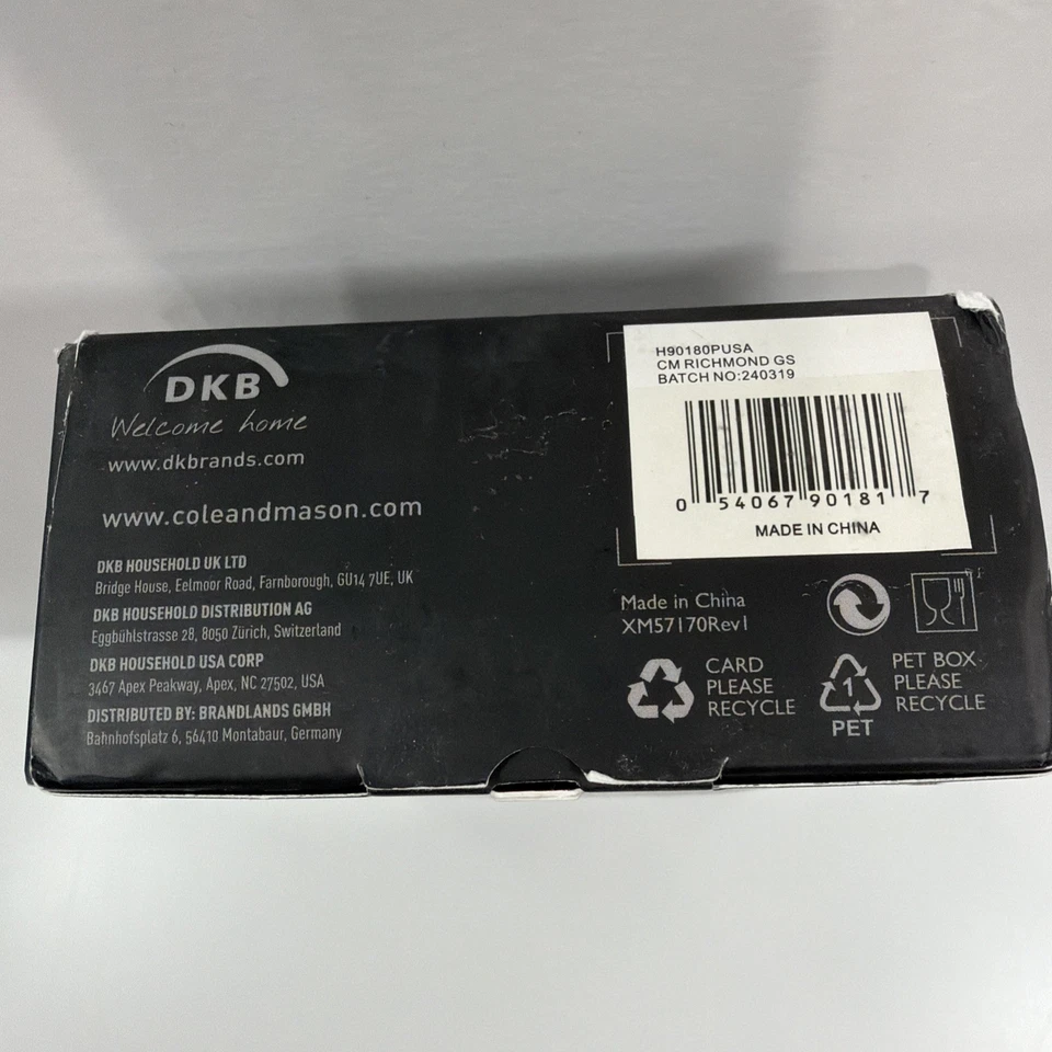 Cole & Mason Richmond Electronic Salt & Pepper Mill Gift Set - Silver - Image 4 of 4