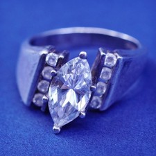 Size 5, Vintage Sterling 925 silver engagement ring with Cz