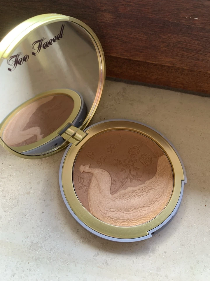 Too Faced Natural Lust Bronzer Satin Dual Tone Shimmer 2018 Natural Collection - Bild 3 von 4