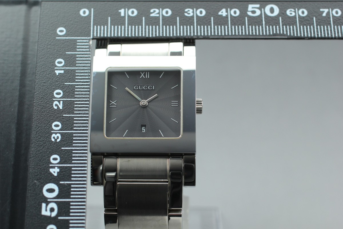 グッチ 7900M.1 Gucci 7900m.1 Timepieces Men's Authentic Swiss Made White