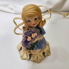 Vintage Aladdin Giftware Little Girl with Bouquet Night Light Nursery Ceramic