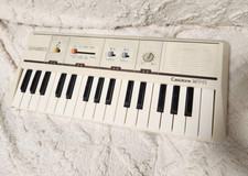 Casio MT-11 29 tasti Vintage Mini Sintetizzatore 8 Voci Polifonico Testato