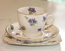Vintage Royal Doulton 'Violets' Teacup Trio Set - Art Deco -1930s - D6103