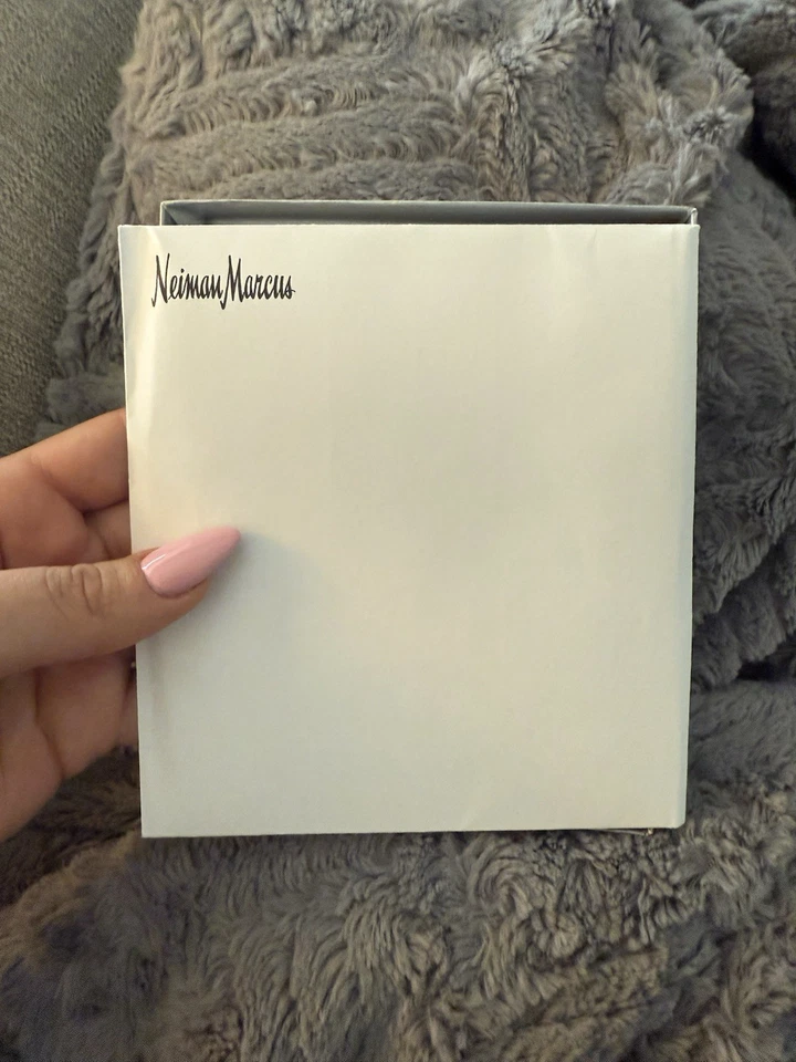 Tarjeta regalo Neiman Marcus $200 Foto 2 de 3