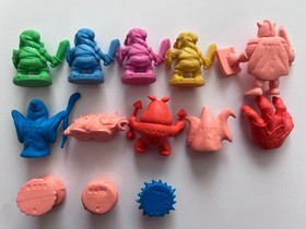 Famicom characters Zelda, Mario, Mappy, and others #PG9V7Z