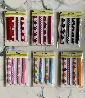 Rob and Bob Studio Felt Ric Rac Ribbon Trim Set w/ Pom Poms, 1 yd, Multicolor