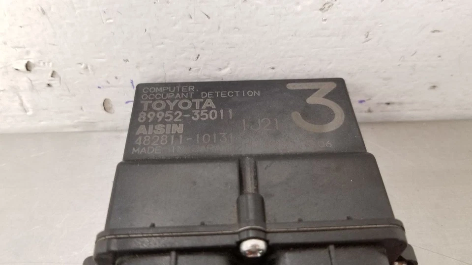 12 MÓDULO DE CONTROL DE DETECCIÓN DE OCUPANTES TOYOTA TUNDRA SRS 8995235011 Foto 4 de 4