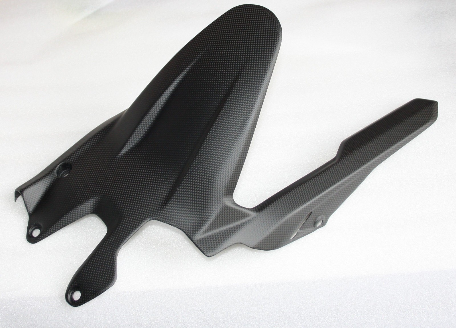 Lèche-roue carbone mat Ducati Panigale V2 2025 pièce prestige tressage autoclave