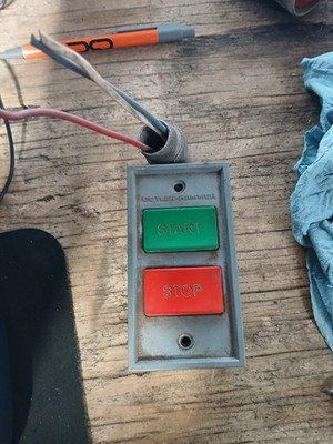 Cutler Hammer Start Stop Push Button Station 10250H