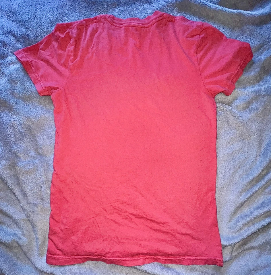 Camiseta de colección Reading Is Fundamental Urban Outfitters celebridad local Foto 3 de 4