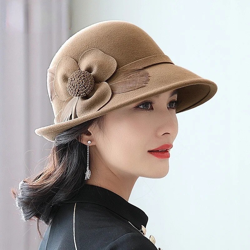 Hepburn Style 100% Australia Wool Hat Woman Flower Cloche  display picture 3