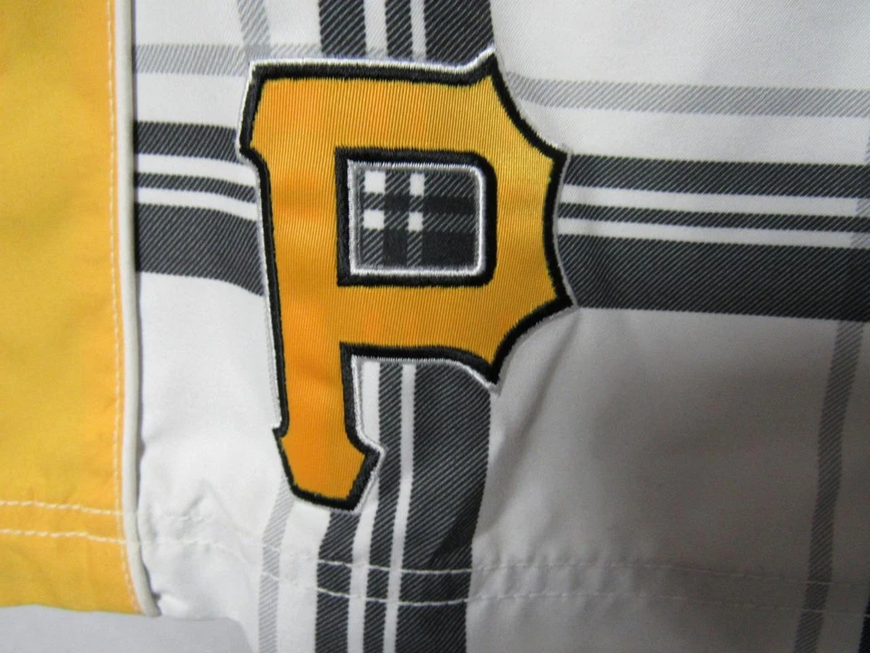 Pittsburgh Pirates Mens Size 32 Embroidered Plaid Swim Trunks Swimsuit C1 458 - Image 4 of 4
