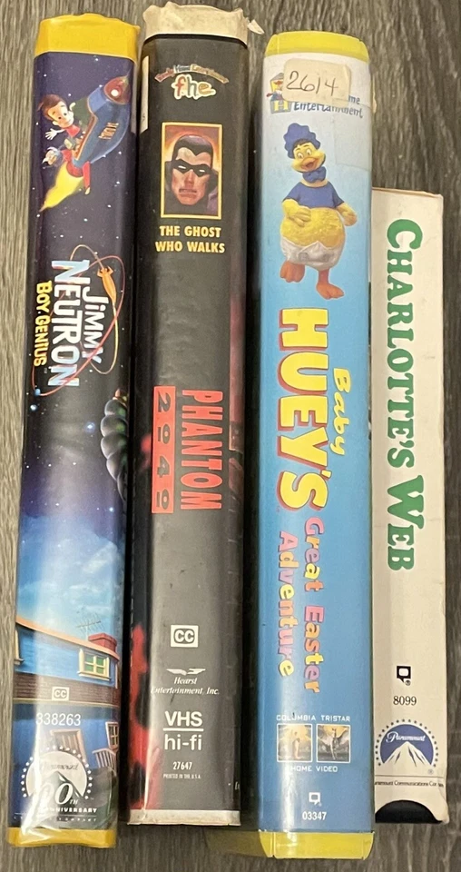 4 RANDOM KID'S MOVIE VHS JIMMY NEUTRON PHANTOM 2040 BABY HUEY CHARLOTTE'S WEB - Image 2 of 4