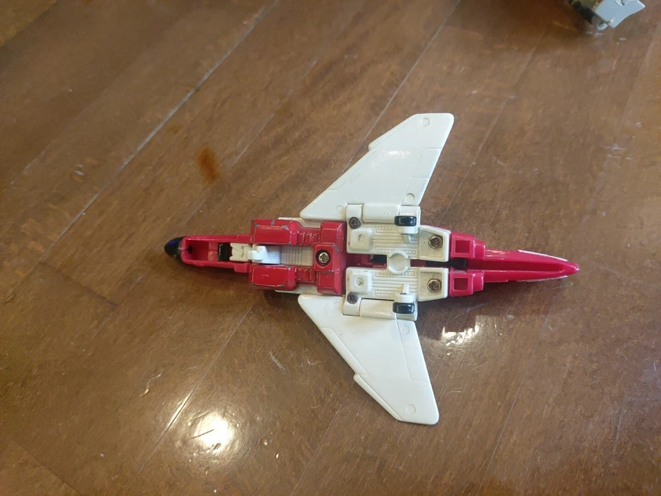 Original Transformers G1 FIREFLIGHT for repairs - Image 2 of 4