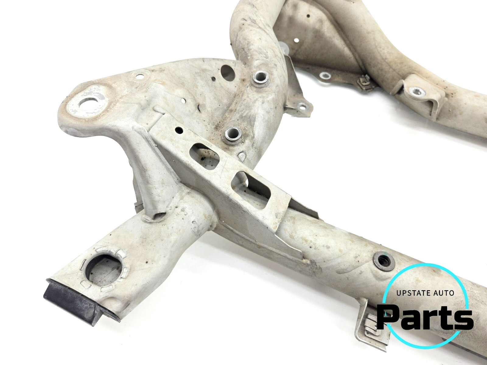 2010-2016 MERCEDES E350 W212 FRONT SUBFRAME CROSSMEMBER OEM