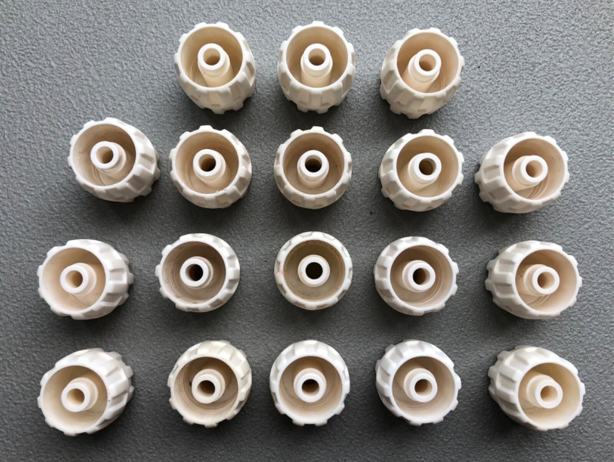18 x Vintage LEGO White WHEELS Small 22mm D x 24mm 6118 piece