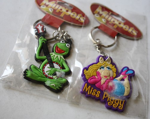 2X RARE 2007 AUTHENTIC MUPPETS KERMIT & MISS PIGGY VINYL KEY CHAIN ...