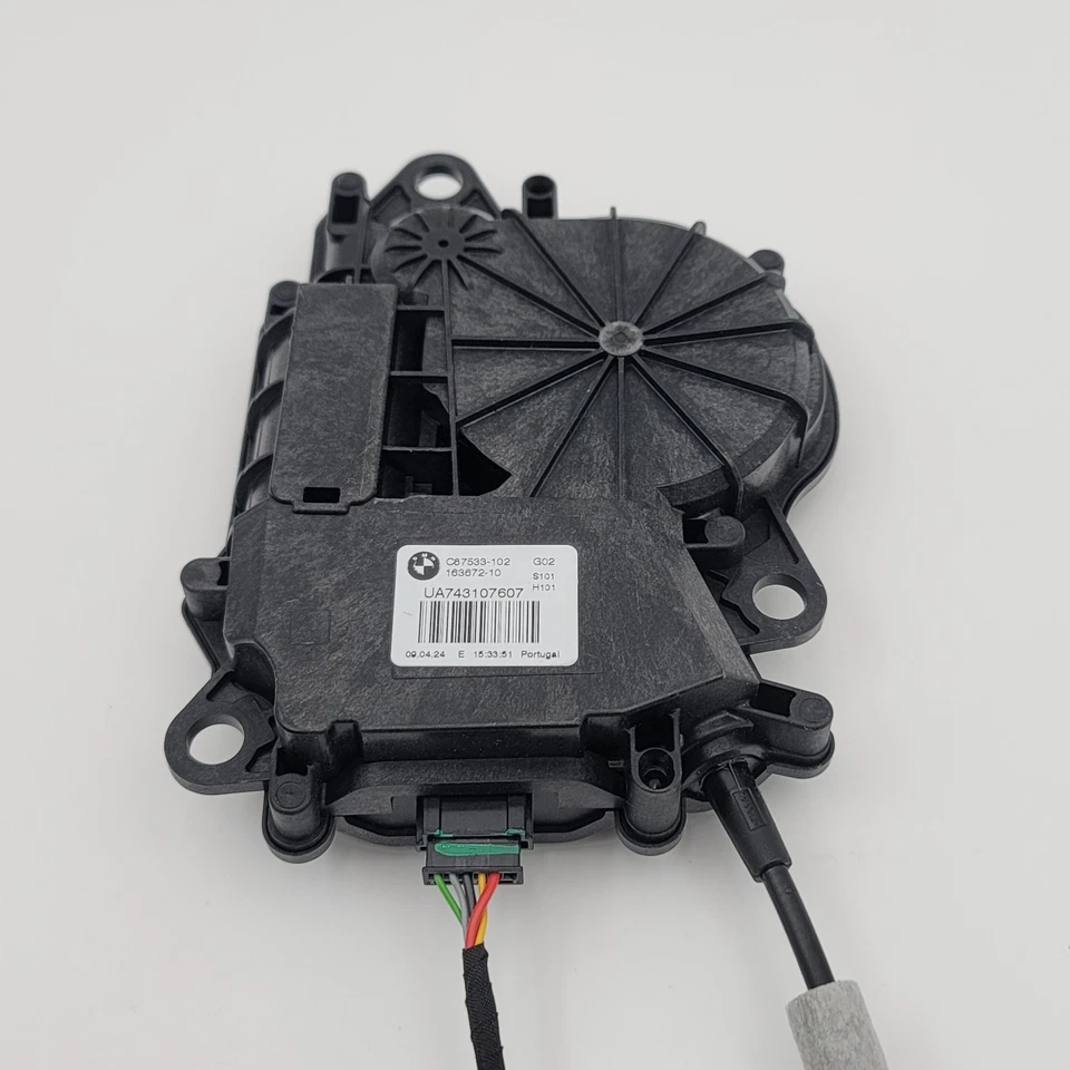 2018 - 2024 BMW X4M X4 F98 G02 Rear Trunk Latch Lock Actuator Motor Assembly OEM - Image 3 of 4