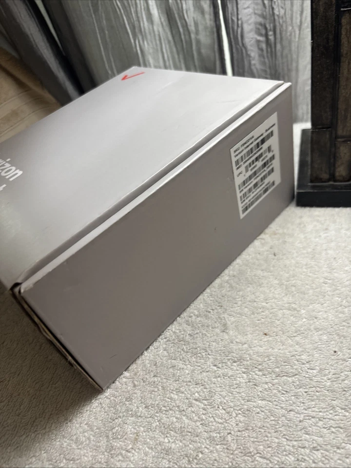 Verizon FSNO21VA Business Internet Gateway Router 5G 4G LTE Wi-Fi 6 - Sealed! - Image 4 of 4