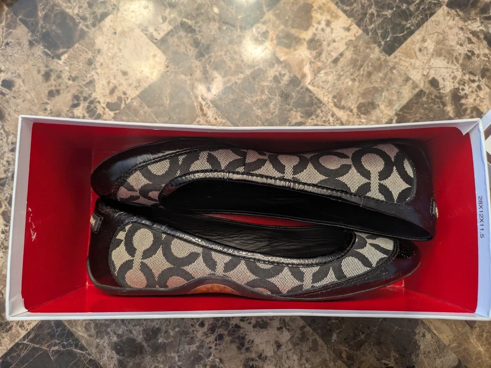 Zapatos planos Coach, 7,5 Foto 4 de 4