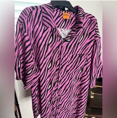 Designs Unlimited Pink Zebra Print Button-Up Shirt Size XL