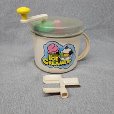 VTG Nordic Ware Supremer Ice Creamer Hand Crank Ice Cream Maker 1.5 Pints