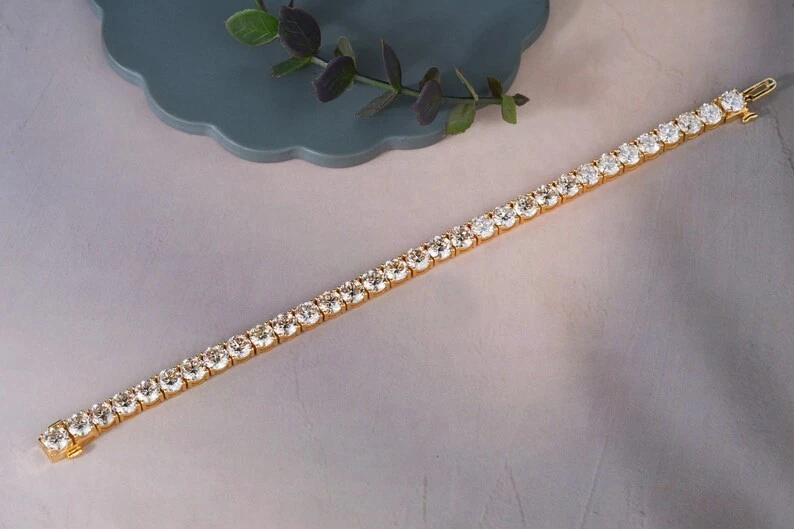 7' Inch Long Tennis Wedding Bracelet 7 CT Round Cut D/VVS1 Solid 10K Yellow Gold - Image 2 of 4
