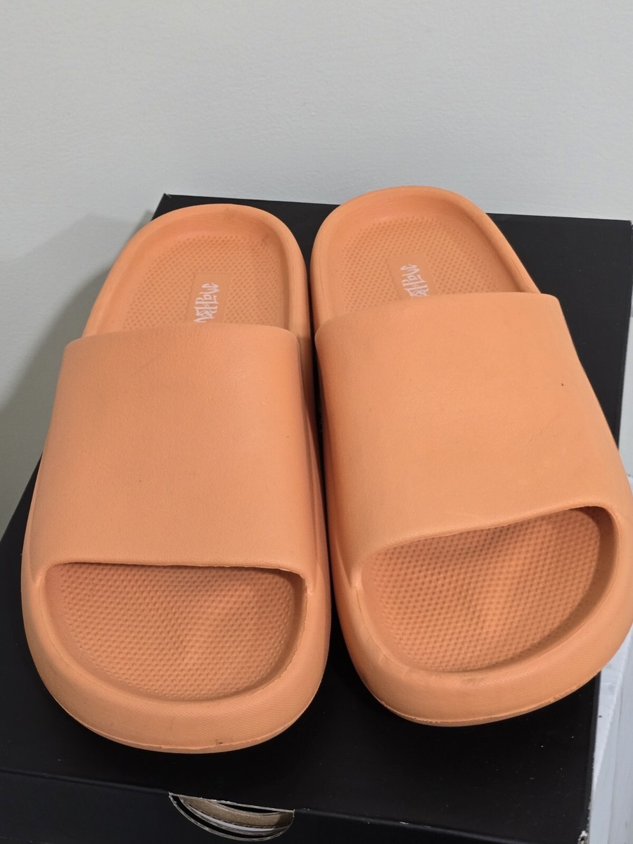 Brown Bow Footbed Sandals Footwear Women's Mad Love Adia Bow