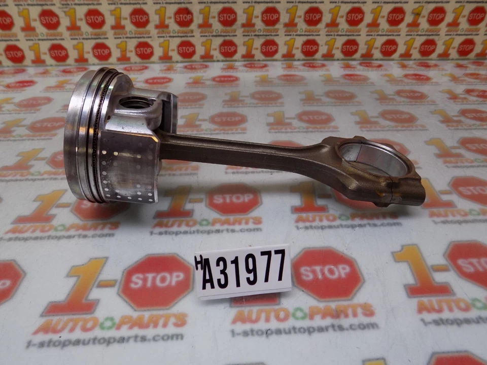 Honda Civic 2006-2011 pistón de motor de 1,8 L con biela 13010-RNA-A00 OEM Foto 2 de 4