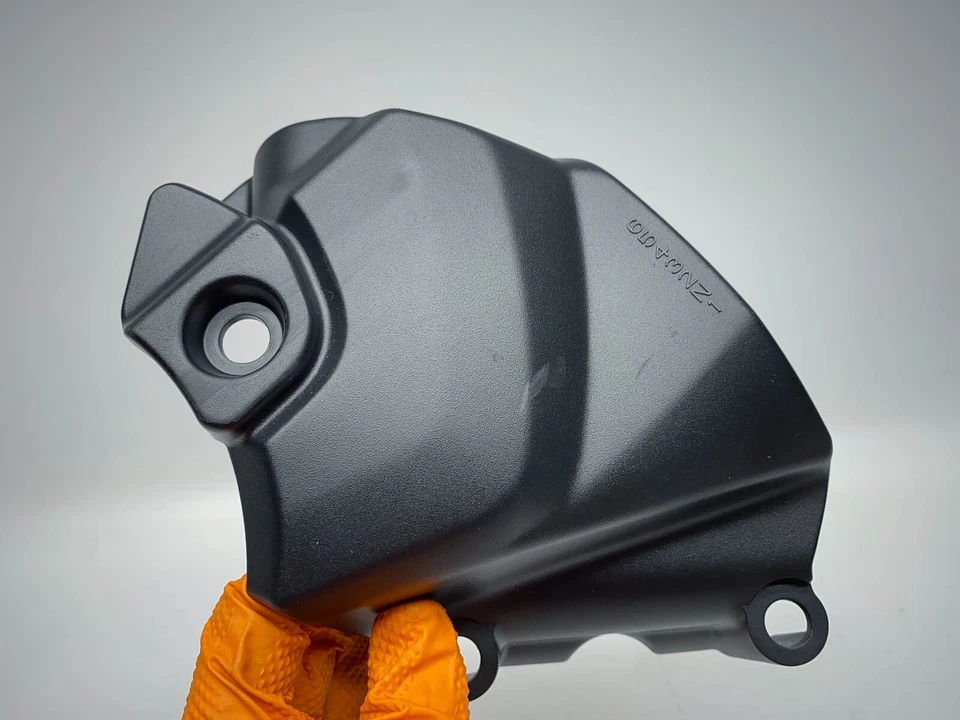 Tapa lateral de cadena Suzuki DL650 V-Strom cubierta de piñón Sprocket cover (3) 12' Foto 2 de 4