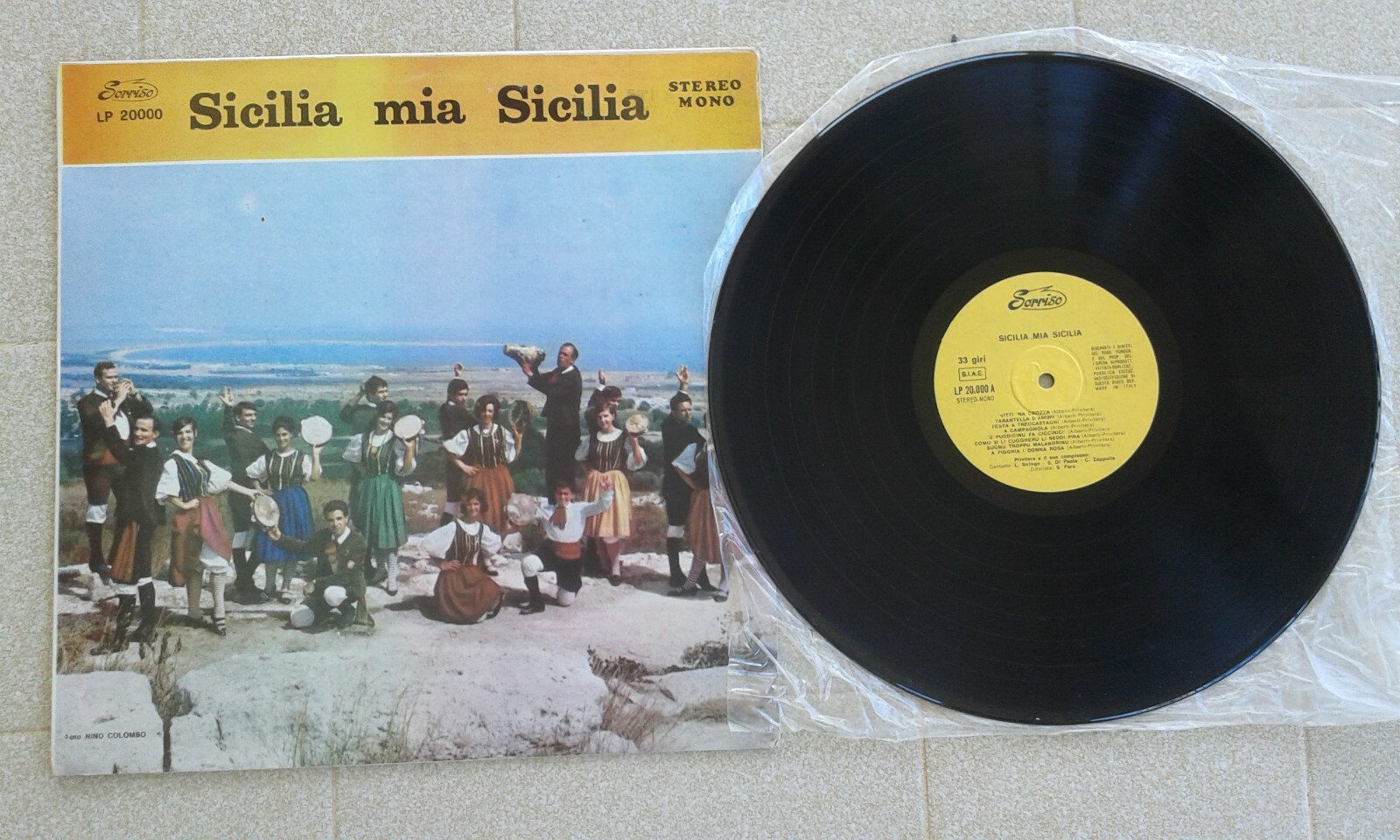 Foto 4 di 5