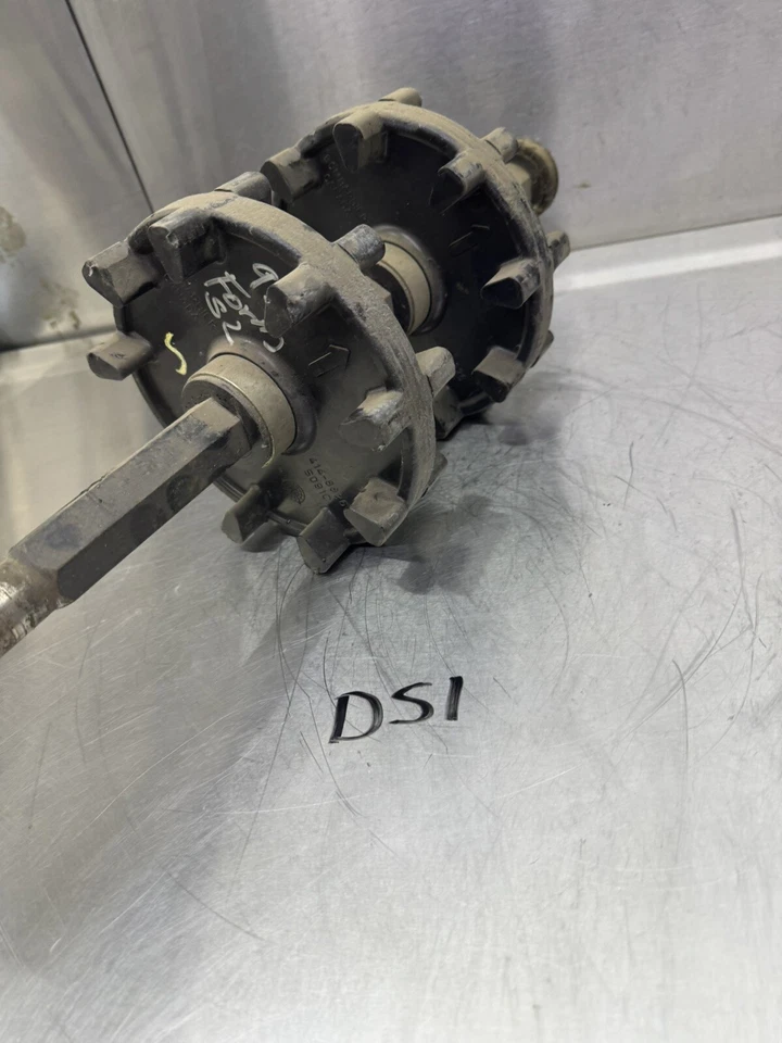 95 96 97 98 Ski-Doo MXZ FORMULA TOURING SL eje de transmisión pista piñones engranajes Foto 3 de 4