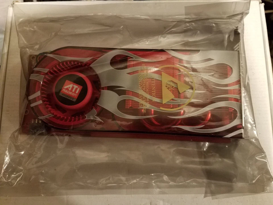 ATI Radeon HD 2900 Pro 512MB PCIE Video Card DVI S-Video - Image 2 of 4