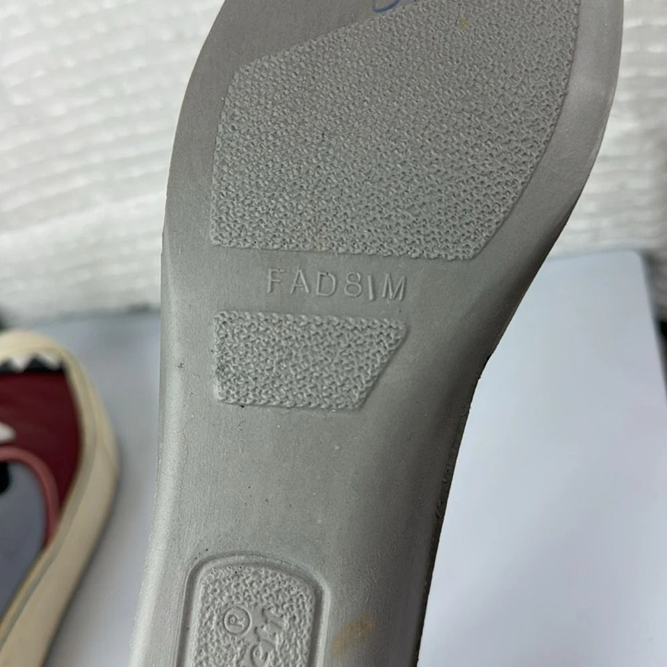 (N7) Fendi Monster Zapatillas Sin Cordones Cuero, Talla 37, Hombre Un Zapato, Zapato Derecho Foto 4 de 4