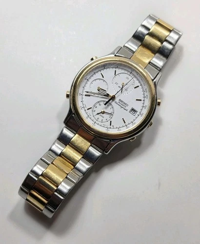 Vintage Seiko 7T32-6A50 White Dial 37mm Chronograph Watch Quarts Gold Silver