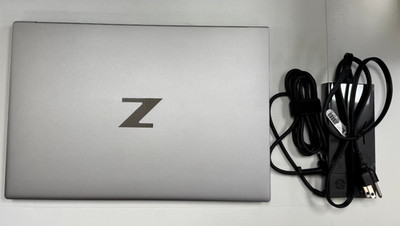 【RTX A2000】ZBook Studio 11世代i7/32GB/1TB Surface Laptop Studio i7/32GB/1TB/RTX A2000 Win 11 Pro Platinum