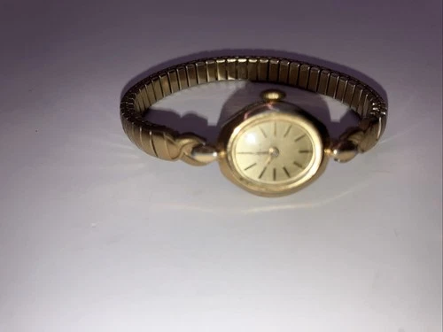 Vintage Timex Women’s Manual Wind Watch