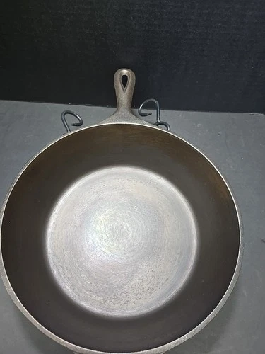 Vintage Lodge Cast Iron Skillet 8SK Size 8 Heat Ring Restored Seasoned