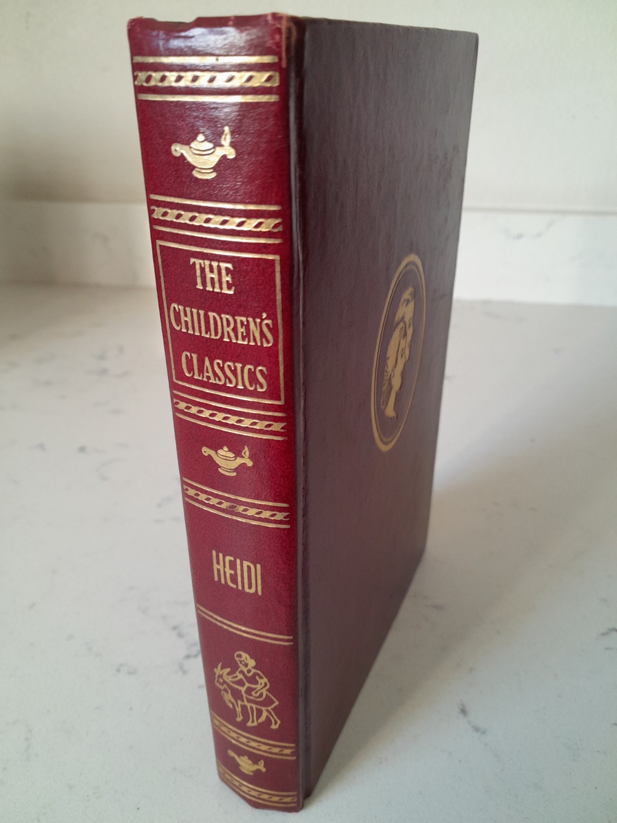 The Children's Classics Heidi Johanna Spyri Deluxe Hardcover Illustrated NY 1961